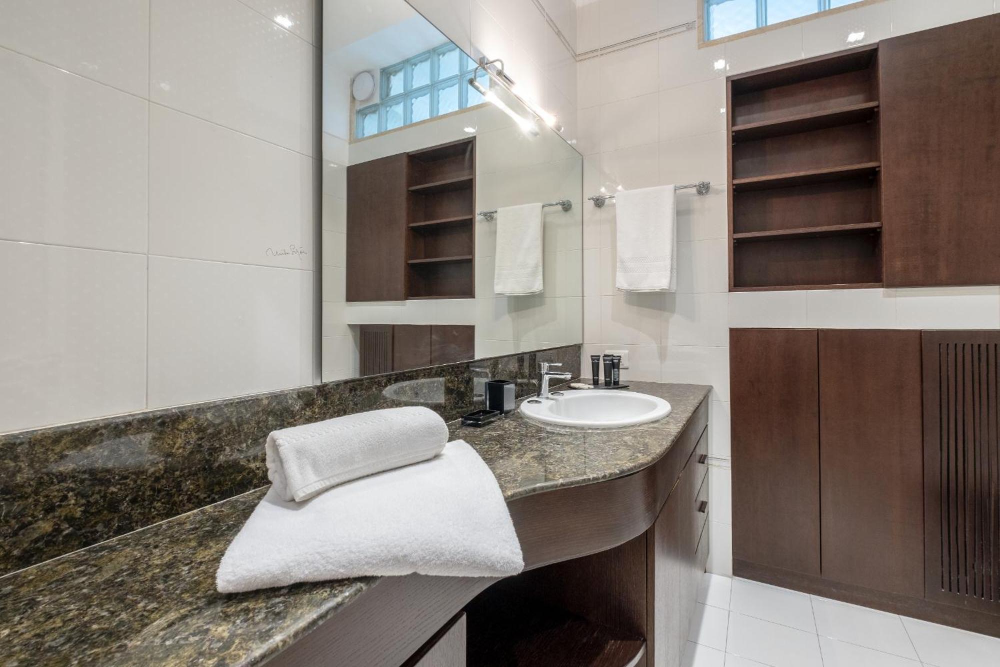 Sweet Life - Luxury Apartment-Suite-Rooms Бари Экстерьер фото